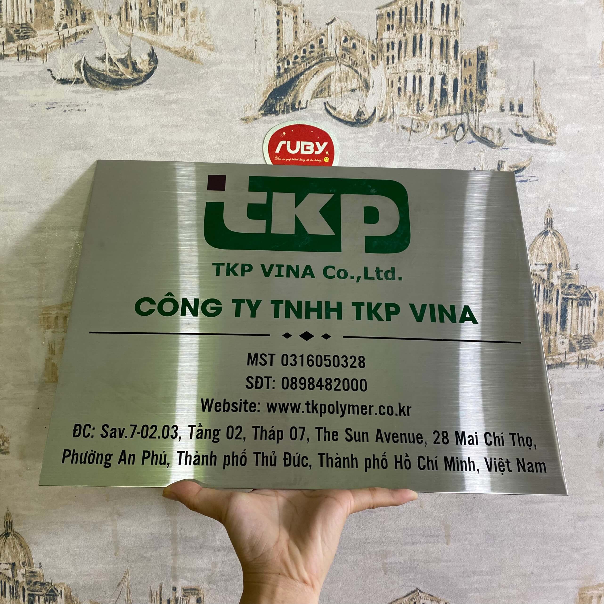 Mẫu bảng hiệu công ty inox bạc xước 30x40cm ăn mòn sắc nét